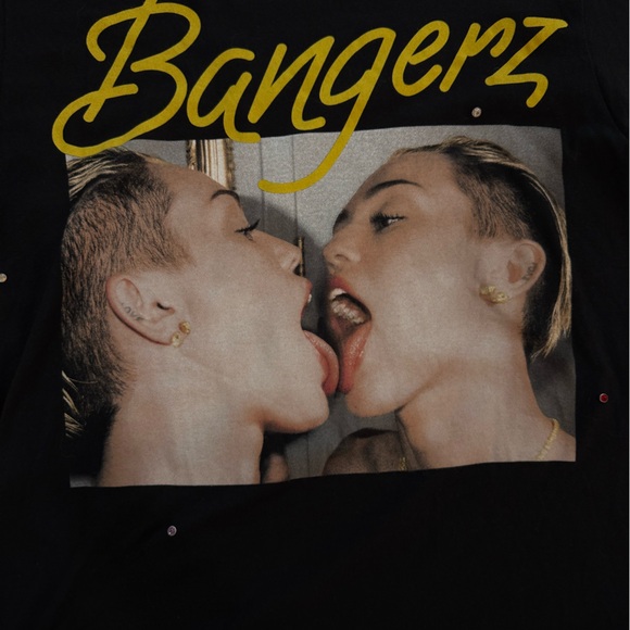 Miley Cyrus Distressed Re-worked Tour Tee! - Picture 2 of 4